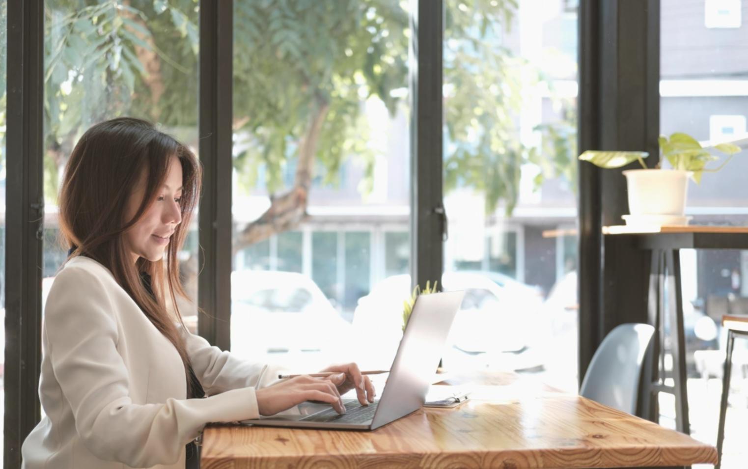 Technical diagram showing blockchain optimization workflow and performance metrics